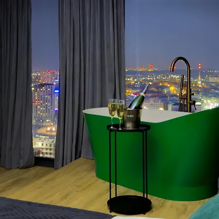 Urban Global Skyline 26th Floor - Air Condition - Free Garage *