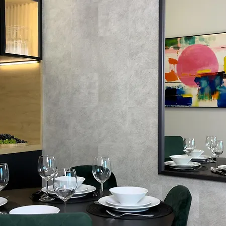 Urban Global Skyline 26th Floor, Free Garage, Self Check-in