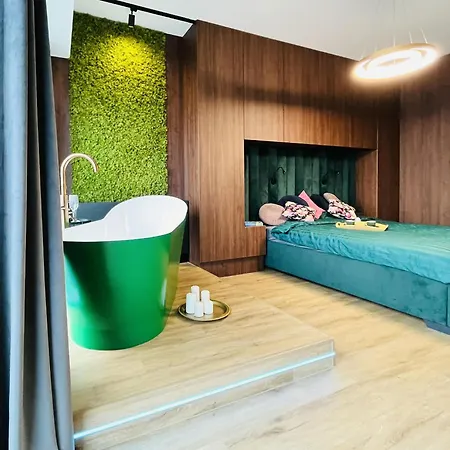 Urban Global Skyline 26th Floor - Air Condition - Free Garage Appartement *