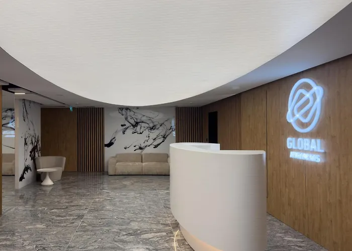 Urban Global Skyline 26th Floor, Free Garage, Self Check-in Apartament